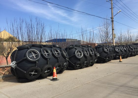 Calidad Nave blanca lechosa de goma Gray Durable Marine Fenders de 0.7*1.5~1.0*1.5 STS STD 50KP fábrica