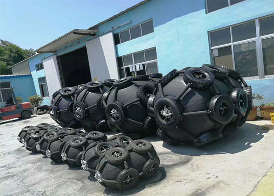 Calidad Reunión de goma ISO 17357 de la defensa de Marine Ship Boat Using Pneumatic fábrica