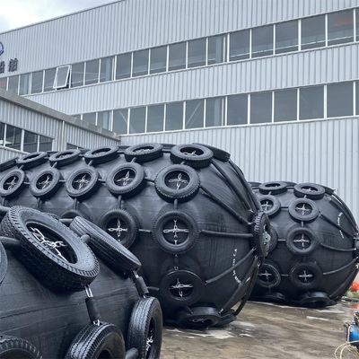 Calidad Three-Year Warranty Pneumatic Rubber Fender 2.0*4.5M For Dock Anti-Collision fábrica