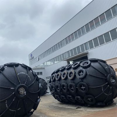 Calidad Two-year Warranty Pneumatic Rubber Fender 2.5*5.5M For Vessel Berthing fábrica