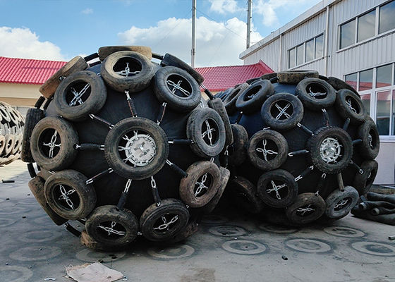 Calidad Certificado de BV Armadura de buques marinos flotantes Parche neumático de caucho fábrica