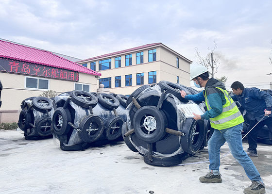 Calidad Performance Fender lleno de espuma para uso marino fábrica