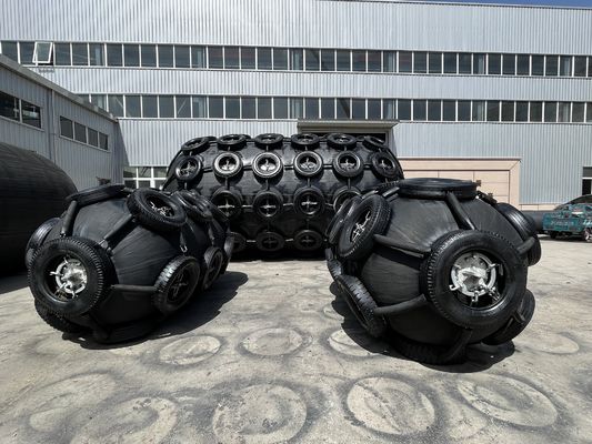 Calidad Fener neumático de caucho negro / Fener de atraque inflable fábrica