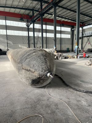 Calidad Airbag de lanzamiento de buques certificado ISO 14409:2011 con una vida útil de 6 a 10 años y un rango de diámetro de 0,8 m a 3,0 m para aplicaciones marinas fábrica