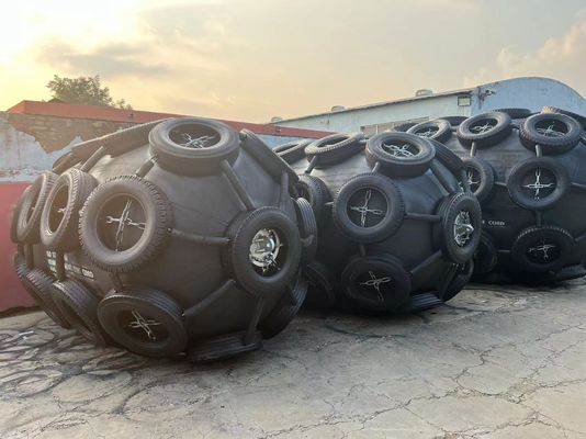 Calidad Buena calidad STS 50Kpa Fender de caucho neumático negro Fender de tipo Yokohama fábrica