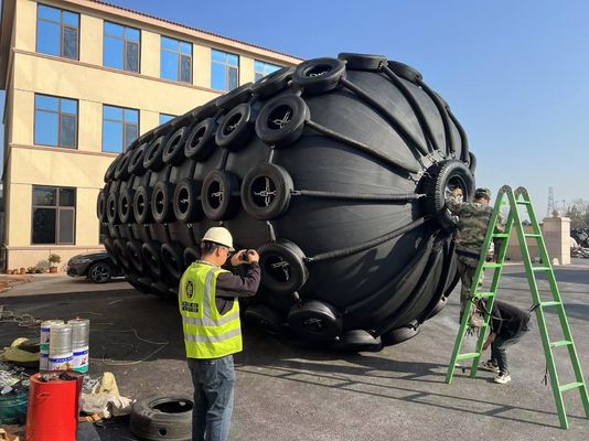 Calidad Protección frente al mar, guardabarros neumáticos para buques, diámetro 0,5m-4,5m fábrica