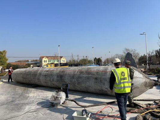 Calidad Resistencia de caucho y fibra sintética Bolsa de aire de caucho marino Excelente presión de explosión 0,3 MPa a 0,5 MPa Ideal para aplicaciones marinas fábrica