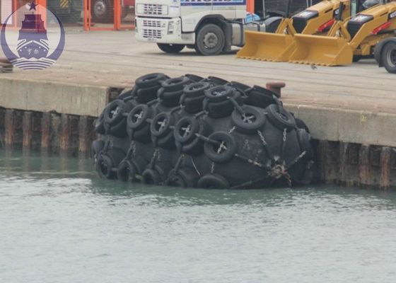 Calidad Defensa de goma marina inflable del embarcadero anti - explosión para el amarre del barco fábrica