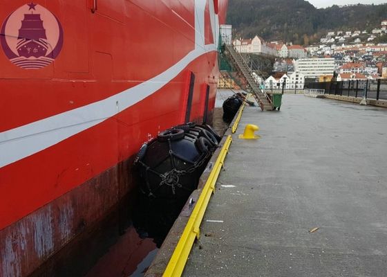 Calidad Defensas de goma neumáticas del barco marino industrial, defensas de goma inflables del guardia del mar fábrica