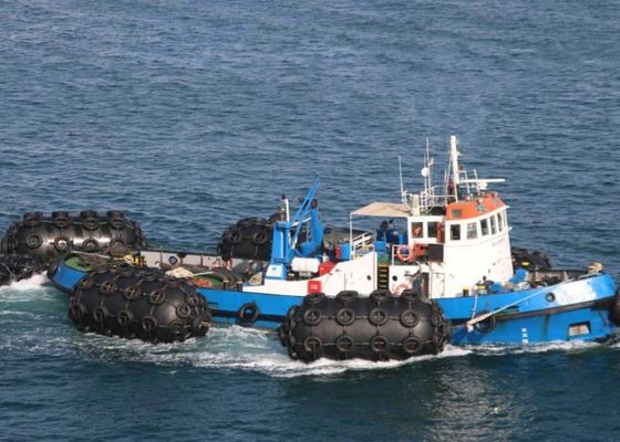 Calidad Nave a la resistencia de goma neumática del envejecimiento de la defensa de Quay con el neumático de los aviones fábrica