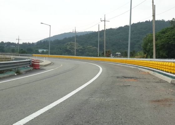 Calidad Barrera protectora del rodillo de la seguridad del color rojo para el portal del túnel de la entrada del túnel fábrica