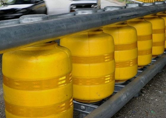 Calidad Espuma de la PU/barrera del rodillo de la carretera de la barrera del rodillo de la seguridad de tráfico de EVA para los caminos propensos a los accidentes fábrica