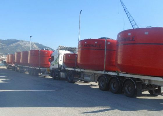 Calidad La navegación marina de la resistencia ultravioleta Buoys la protección del medio ambiente flotante plástica de la boya fábrica