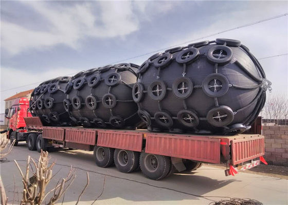 Calidad Durabilidad galvanizada Q235 de las defensas inflables del barco del reborde alta para el astillero fábrica
