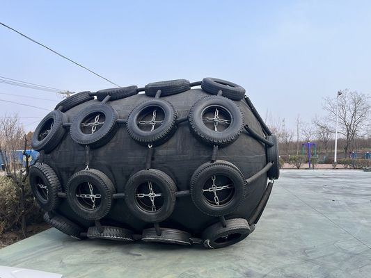 Calidad Absorción de energía 300-5000KJ Fender neumático de caucho Buena resistencia a la abrasión Partes marinas fábrica