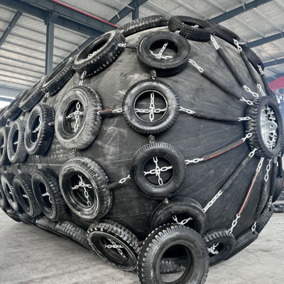 Calidad Estructura flotante de salida para embarcaciones marinas con defensa neumática Certificado ABS 0.5*1-4.5*12m fábrica