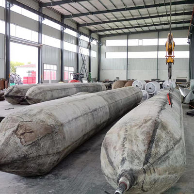 Calidad Bolsas de aire de caucho de uso marítimo inflables de uso pesado para el transporte marítimo en muelles fábrica