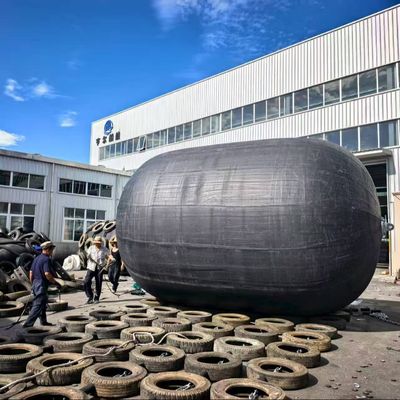 Calidad 50kPa/80kPa Working Pressure Pneumatic Marine Fender with 6-10 Years Lifespan for Ship-to-ship And Ship-to-dock Protection fábrica