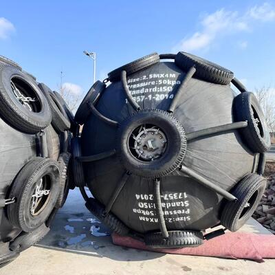 Calidad 4.8x12m 50kpa / 80kpa Pneumatic Fenders For Ships fábrica