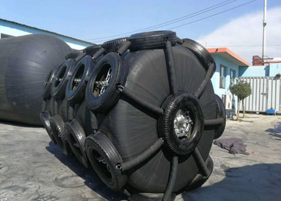 Calidad Low Maintenance Required UV Resistant And Corrosion Resistant Foam Filled Fender with High Energy Absorption Capacity for Marine Floating Fender fábrica