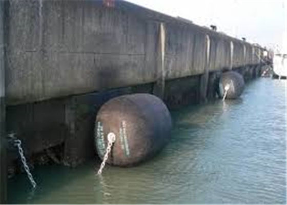 Calidad Fener de caucho neumático de caucho natural certificado ISO17357 para protección contra impactos marinos fábrica