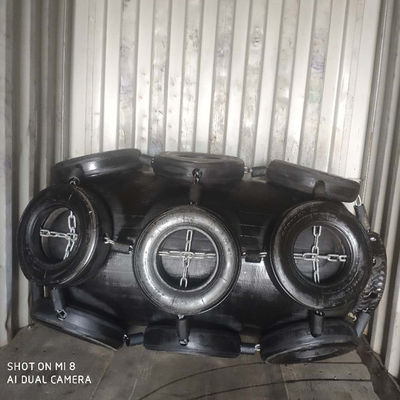 Calidad Certificado de goma neumático de la defensa CCS de D3.3x6.5m Yokohama fábrica