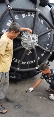 Calidad Defensa de goma neumática flotante neumática de Yokohama de la defensa submarina fábrica
