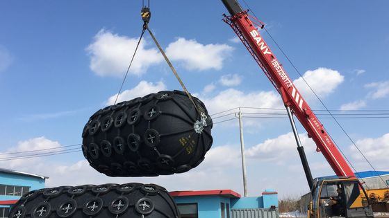Calidad Defensa de goma neumática acanalada neumática de Yokohama del equipo marino de la defensa de Yokohama fábrica