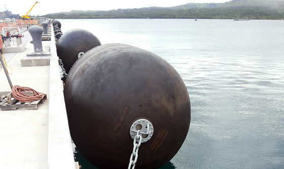 Calidad Defensas de goma Marine Rubber Fender Systems de D153 Yokohama fábrica