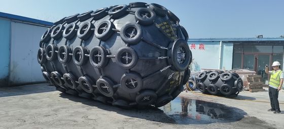 Calidad Tipo barco de goma neumático Marine Rubber Fender de Yokohama de la defensa fábrica