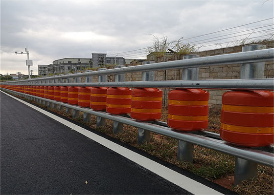 Calidad Guardia Rails del rodillo de la absorción de energía de la barrera del rodillo de EVA Filled Eco Material Safety fábrica