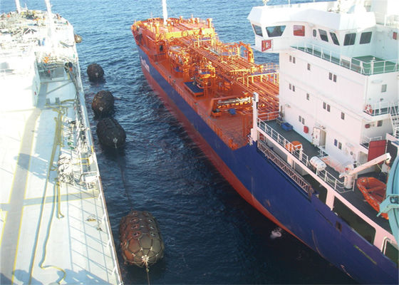 Calidad Naves de goma flotantes neumáticas Marine Supplies de los barcos de la protección de la defensa fábrica