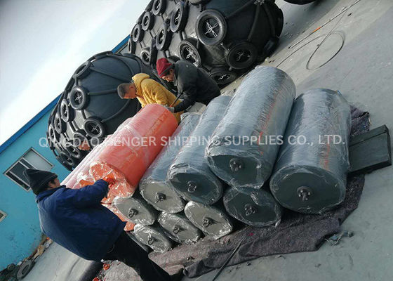 Calidad Closed Cell EVA Foam Filled Fender with Zero Water Absorption Custom Manufacturing to ISO17357 Standard fábrica